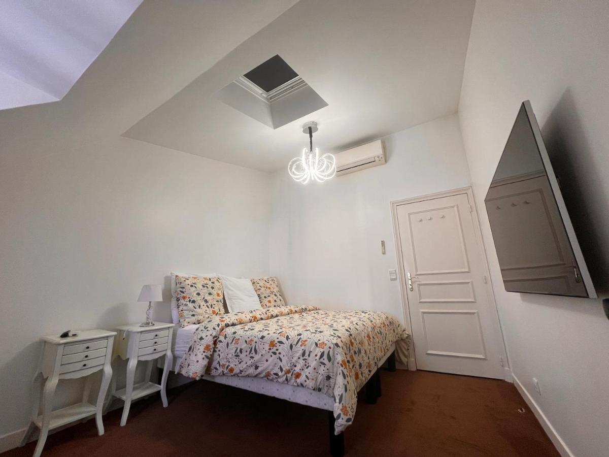 Appartement Champs-Elysees - Hala Paris Exterior photo